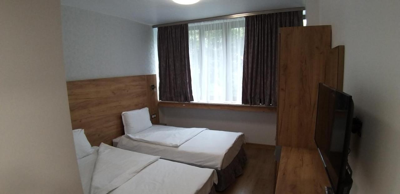 Хотел Визия Hotel Haskovo Luaran gambar